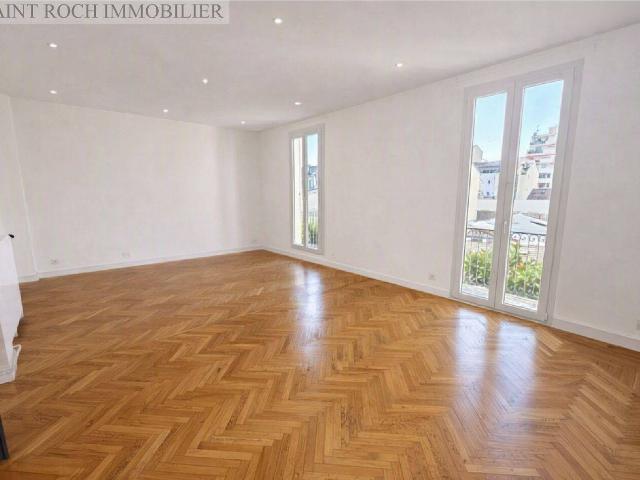 Appartement location à Saint-Roch, Contes