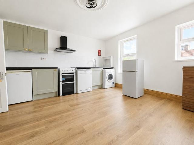 Studio for rent in Upton, Greater London
