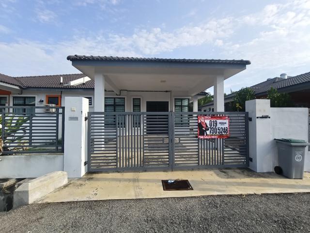 Residential House for sale in Malaka