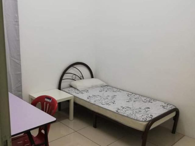 Room for rent in Wellesley, Penang