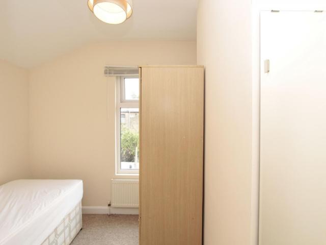 Room for rent in Upton Park, Greater London