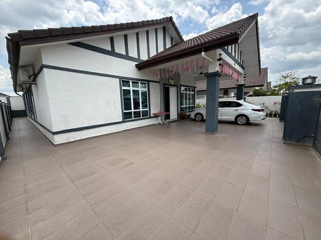 Bungalow for sale in Sendayan Village, Negeri Sembilan