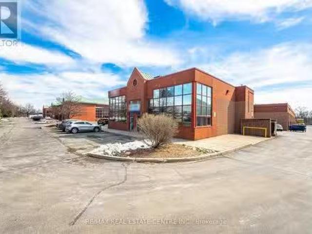 House for rent in Burlington, Ontario