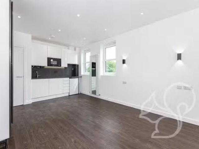 Apartment for rent in Calderstones