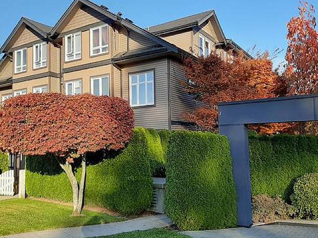 Townhouse for rent in Burnaby