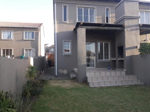 Apartment for rent in Vorna Valley, Midrand