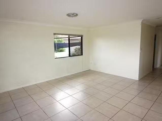 Apartment for rent in Soldiers Hill, Queensland