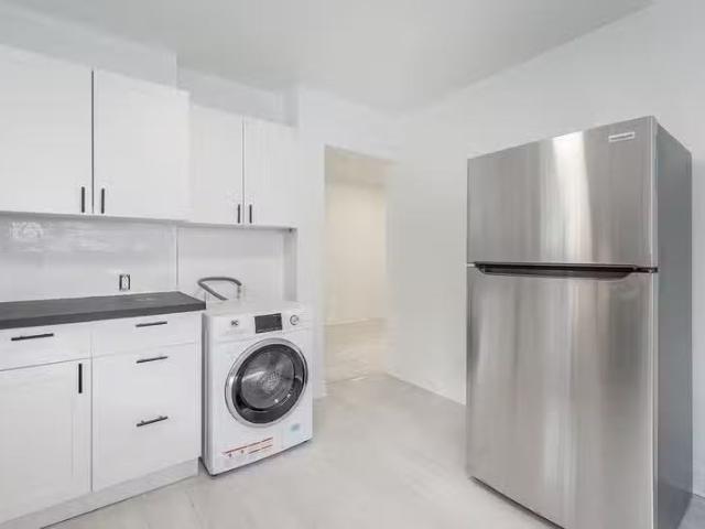 Condo for rent in St. Leonard's, Quebec