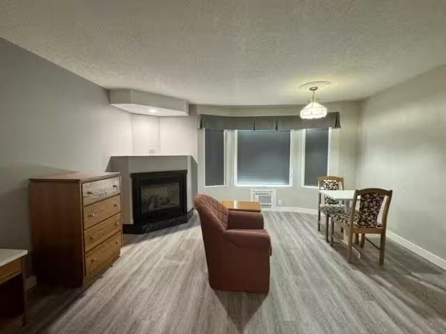 Condo for rent in Rolly View, Alberta