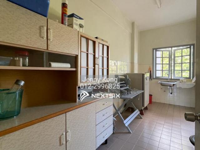 Residential House for sale in Country Heights Damansara, Kuala Lumpur
