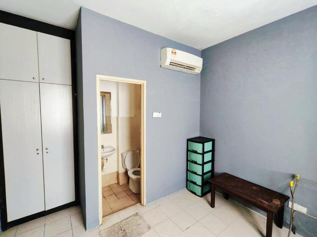 Serviced Residence for sale in Petaling, Subang Jaya