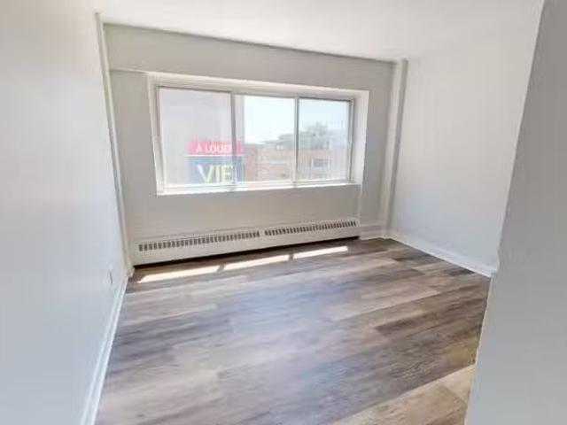 Condo for rent in St. Leonard's, Quebec