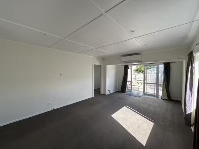 House for rent in Taranaki