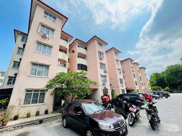 Apartment for sale in Langat, Selangor