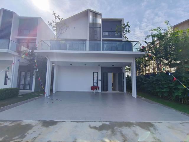 Residential House for sale in Sendayan Village, Negeri Sembilan