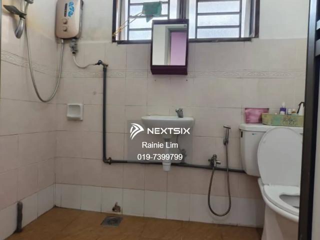 Residential House for sale in Country Heights Damansara, Kuala Lumpur