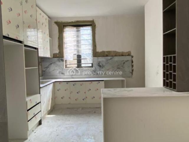 Flat for sale in Eti Osa, Lagos