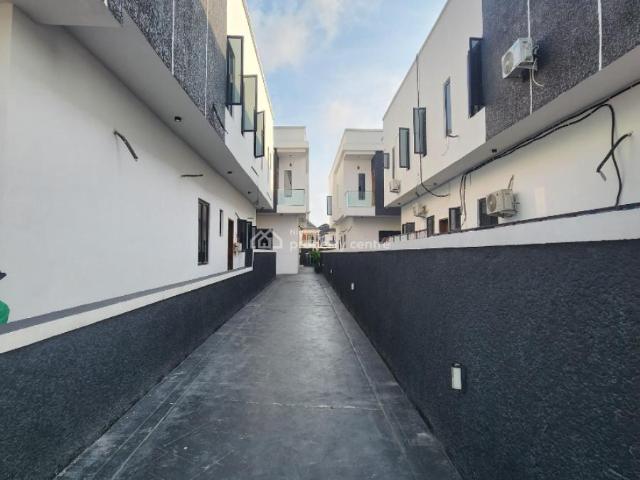 Duplex for sale in Eti Osa, Lagos