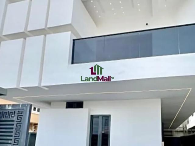 Property for sale in Victoria Island, Itirin