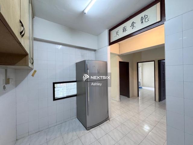 Residential House for sale in Kajang, Langat