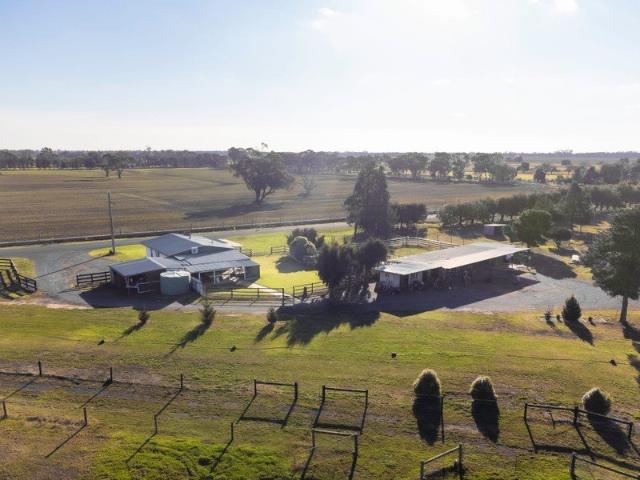 Cottage for sale in Girgarre East, Victoria