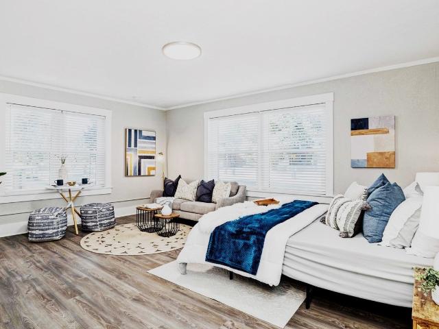 Apartment for rent in Jefferson Park, Denver