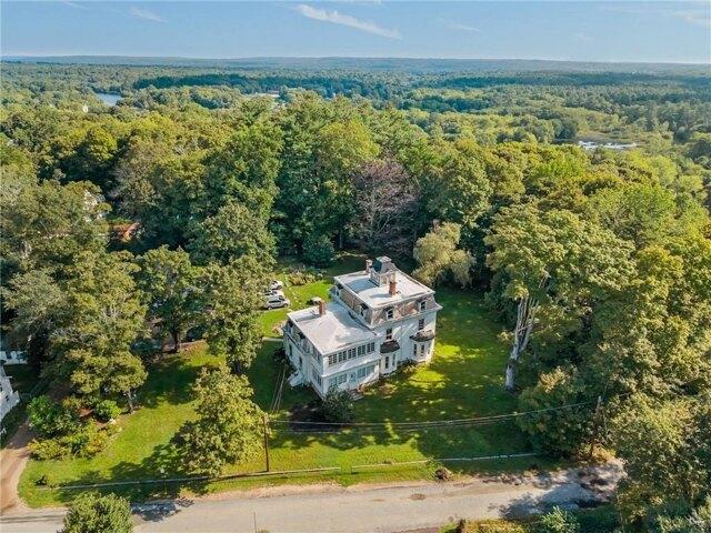 Condo for sale in Bradford, Rhode Island