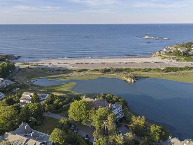 Condo for sale in Cohasset, Massachusetts