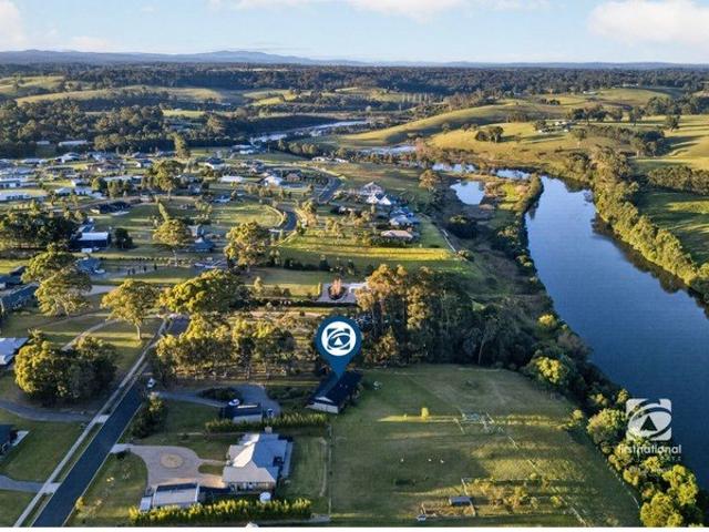 House for sale in Nicholson, Victoria
