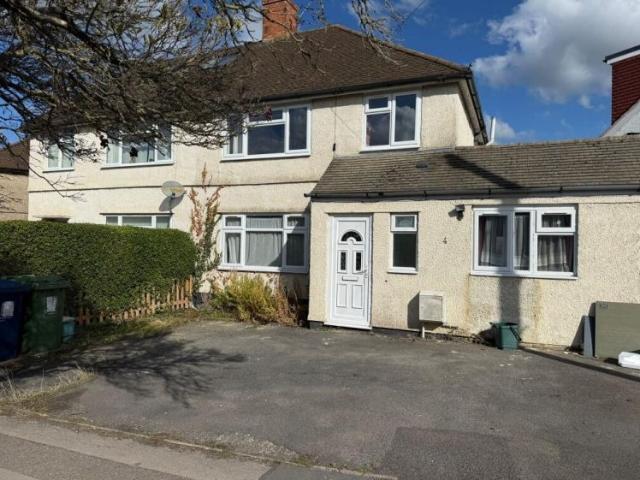 Room for rent in New Marston, The Slade