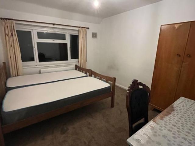 Room for rent in New Marston, The Slade