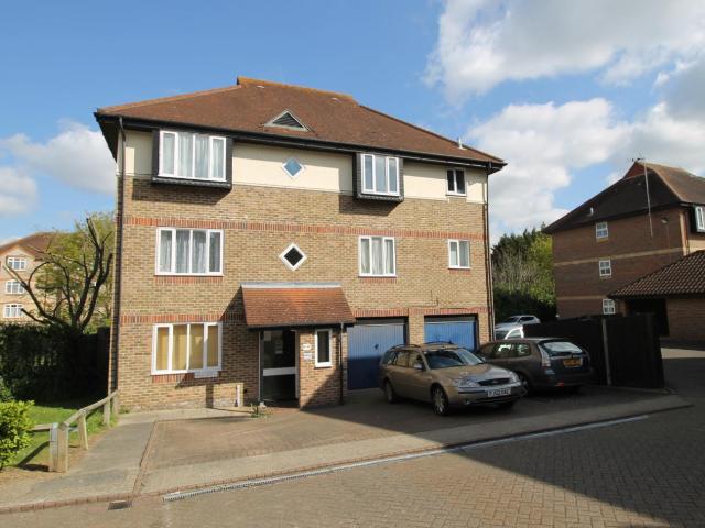 Apartment for rent in Hythe, Fordham Heath
