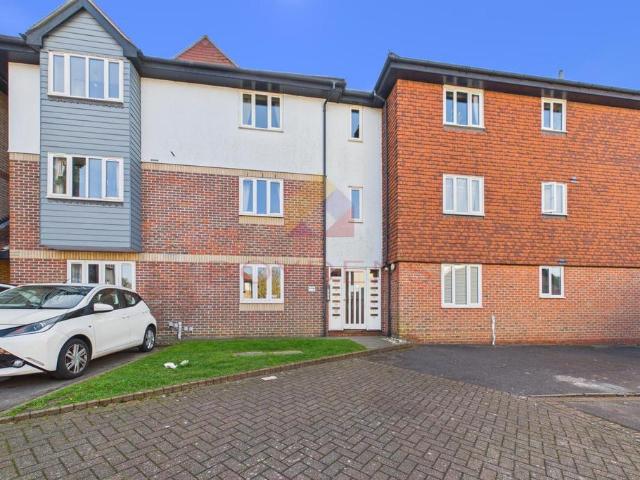 Apartment for rent in Hythe, Fordham Heath