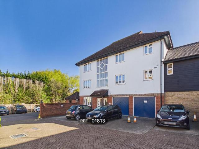 Apartment for rent in Hythe, Fordham Heath