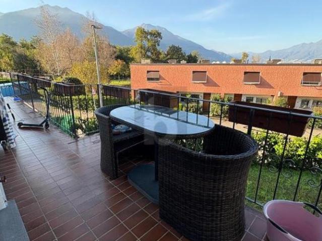 Haus kaufen in Gordola, Tessin