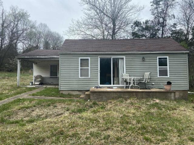 House for sale in De Soto, Missouri
