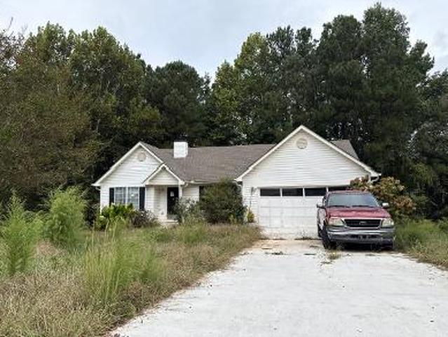 House for sale in Hampton, Georgia