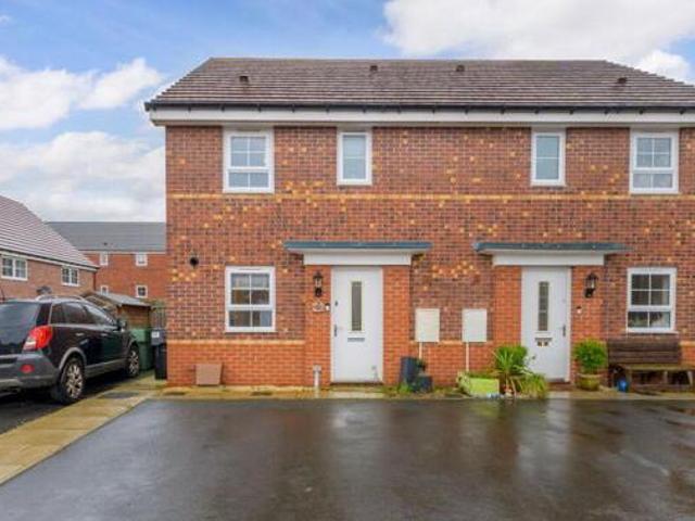 House for sale in Bromsgrove, Worcestershire