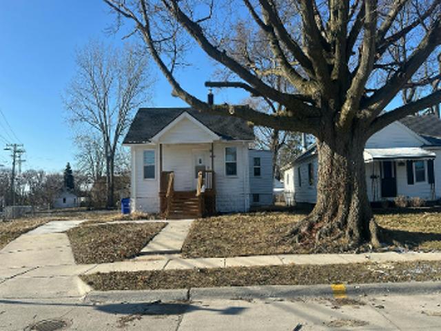 House for sale in Eastpointe, Michigan