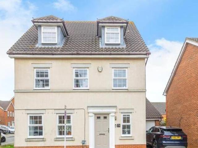 House for sale in Leighton-Linslade, Leighton Buzzard
