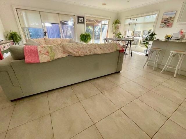 Room for rent in Camerons Creek, Victoria