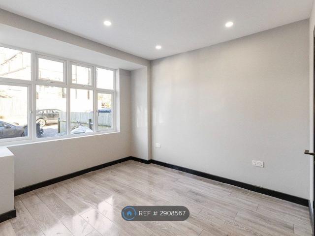 Studio for rent in London Borough of Lewisham, Lower Sydenham