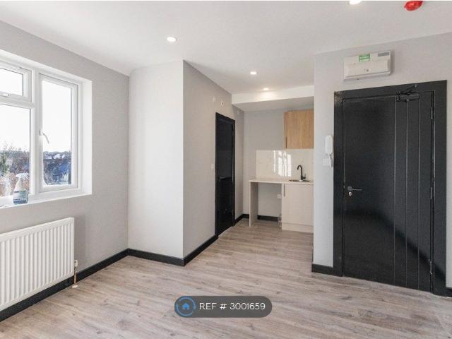 Studio for rent in London Borough of Lewisham, Lower Sydenham