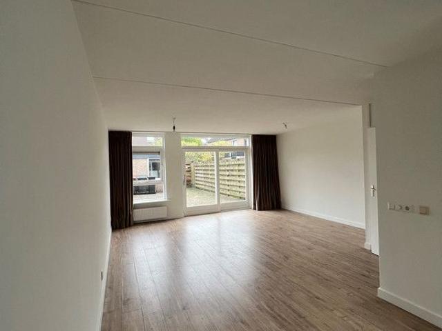 Woning te huur in Muiderberg, Noord Holland