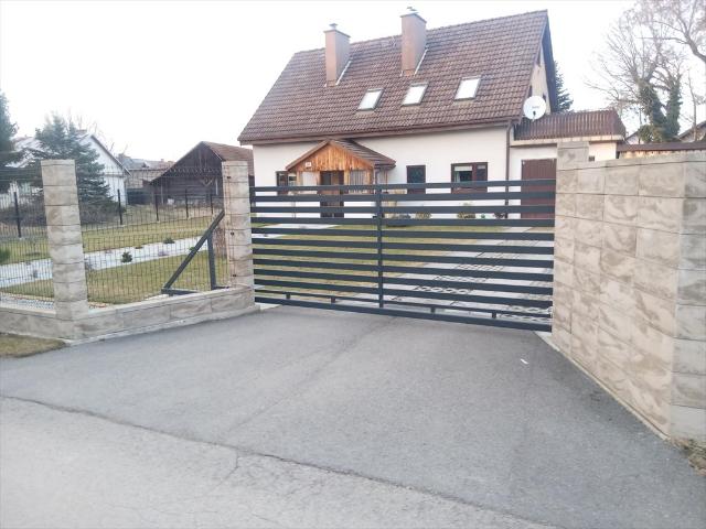 Dom na sprzedaż w Niepołomice, Małopolskie
