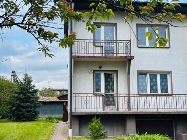 Dom na sprzedaż w Jędrzejów, Świętokrzyskie