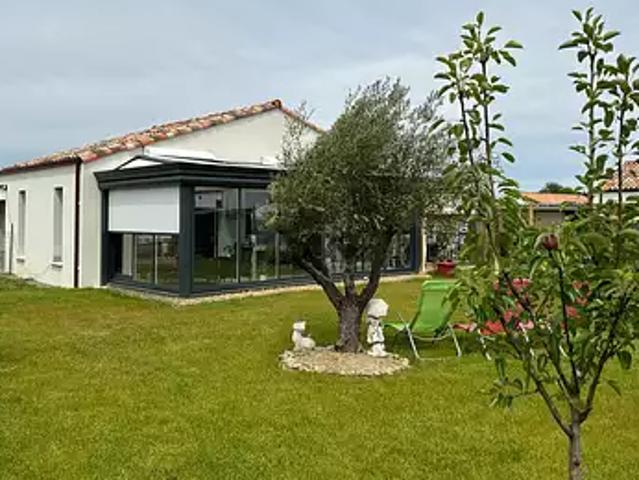 Maison vente à Nieul-le-dolent, La Martinière
