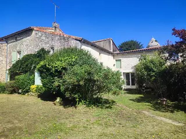 Maison vente à Jonzac, Nieul-le-virouil