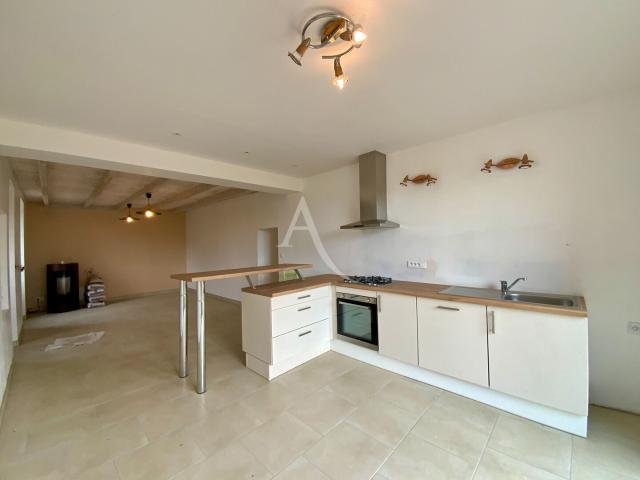 Maison vente à Nieul-le-Virouil, Charente-Maritime