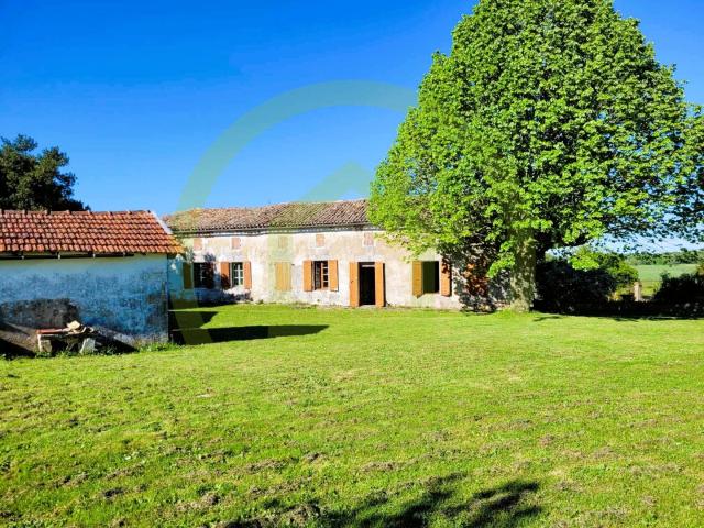 Maison vente à Nieul-le-virouil